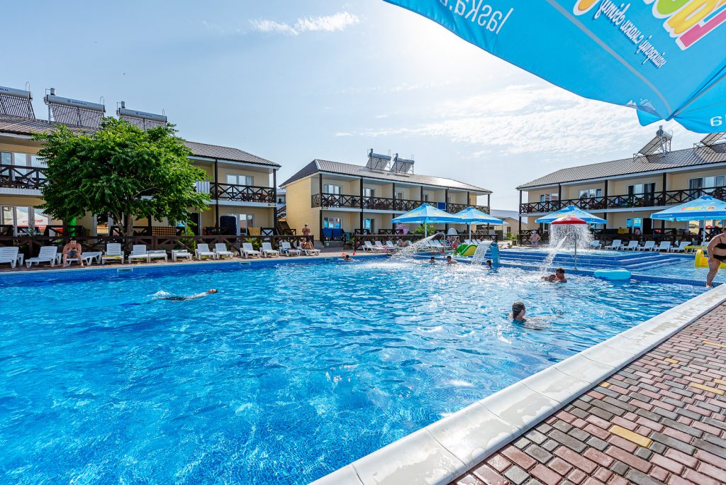 В Кирилловке назвали 7 лучших баз отдыха и лагерей