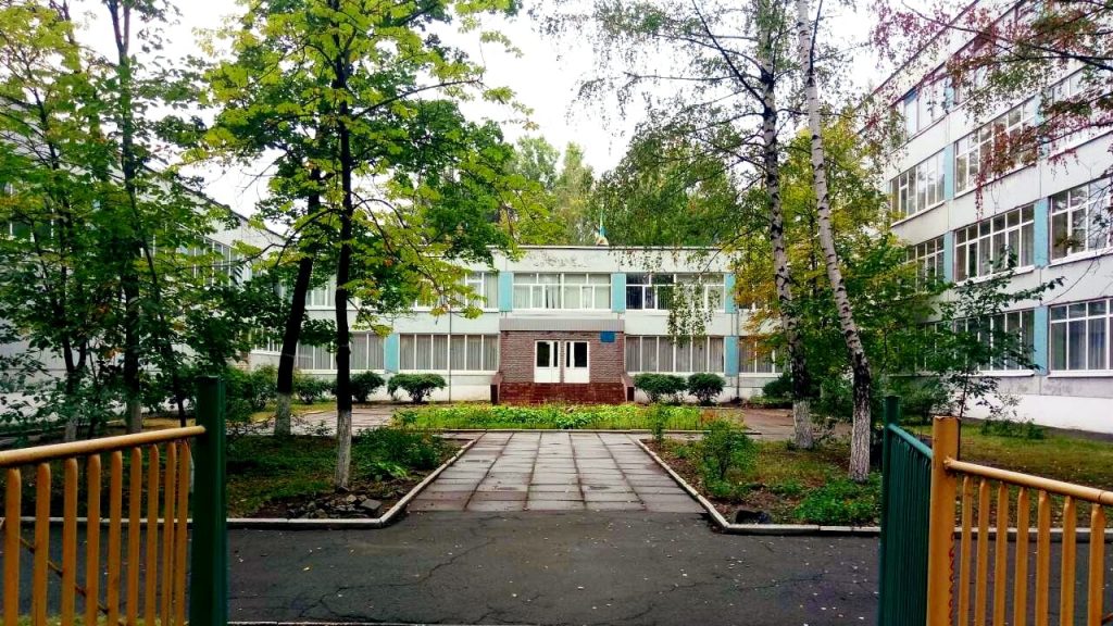 С понедельника за парты: одна из запорожских школ возвращается с дистанционки (ВИДЕО)