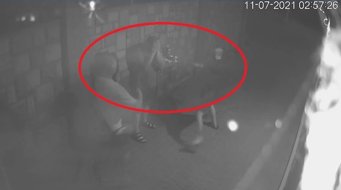 Нокаутировал молотком под камерами: в Запорожье засняли бесчинства ОПГ (ВИДЕО), — соцсеть