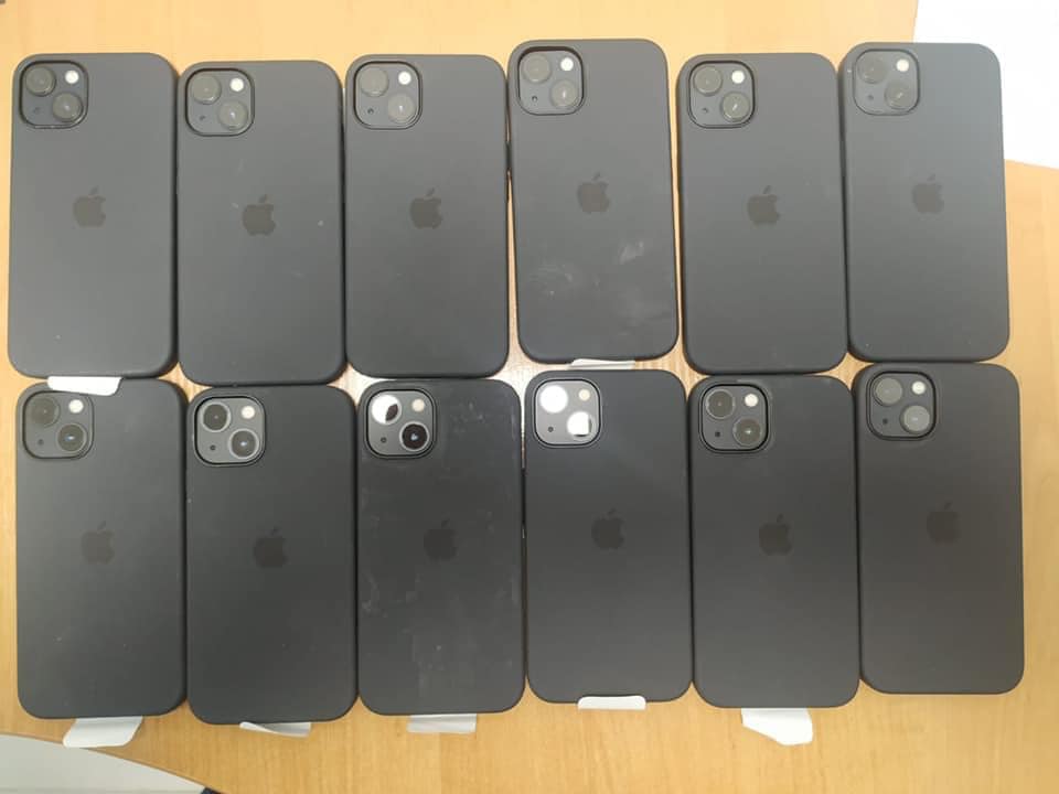 В Запорожье изъяли техники Apple на 24 тысячи долларов (ФОТО)