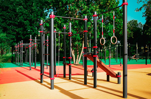 В мэрии Запорожья рассмотрят идею обновления спортивной площадки возле школы