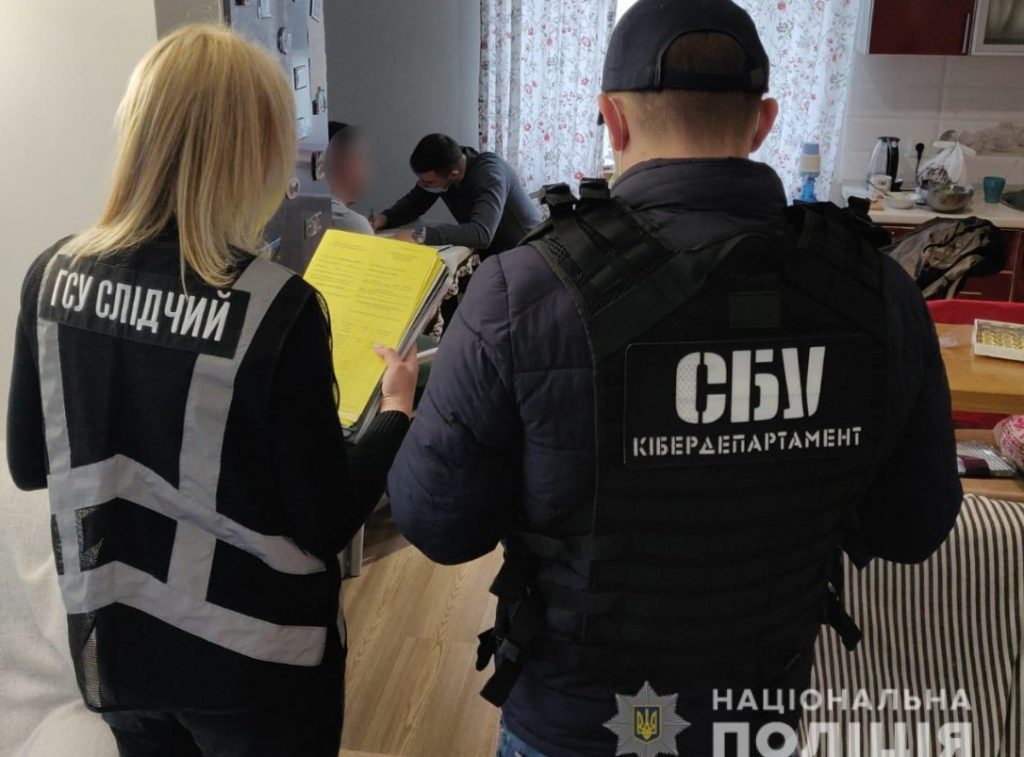 Жителям Запорожской области продавали фальшивые ковид-сертификаты и тесты (ФОТО)