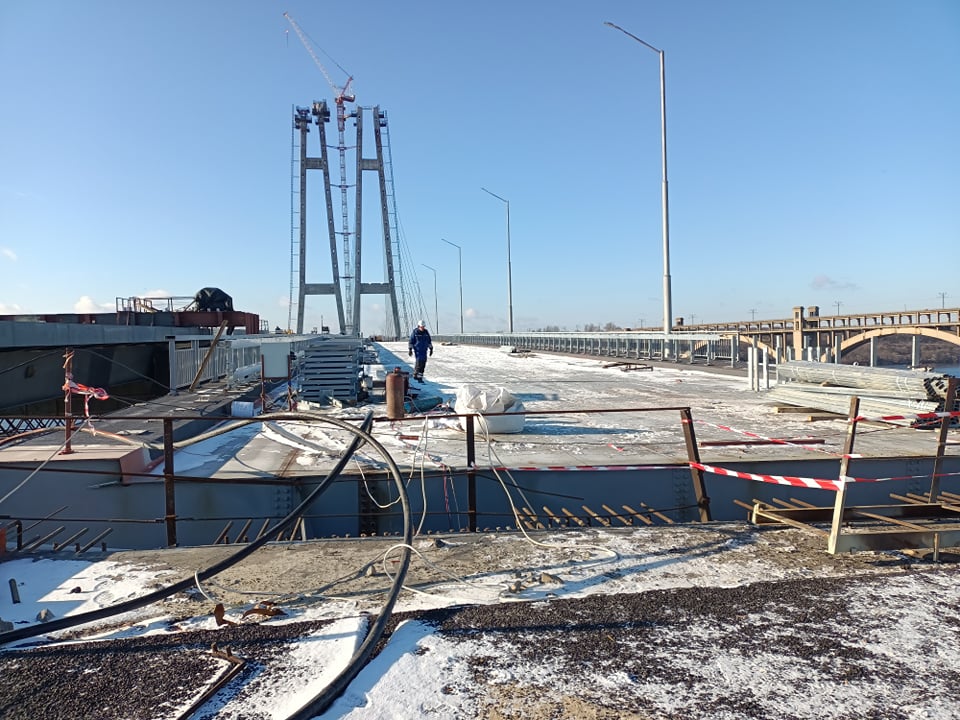 В Запорожье проезд по вантовому мосту откроют в 2022 году (ФОТО, ВИДЕО)