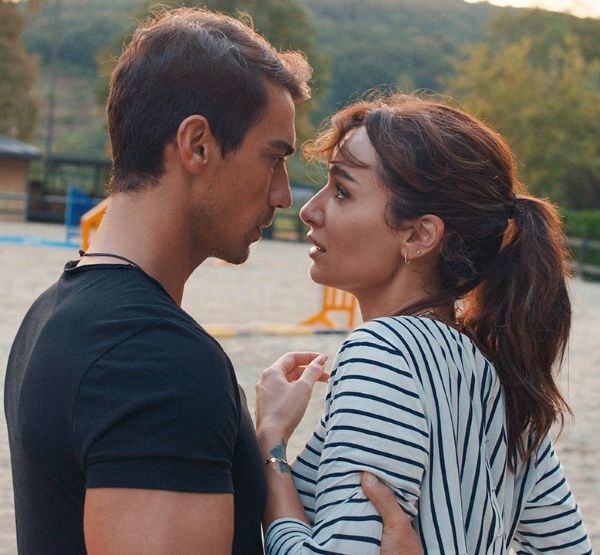 «Черно-белая любовь» – история страсти и прощения