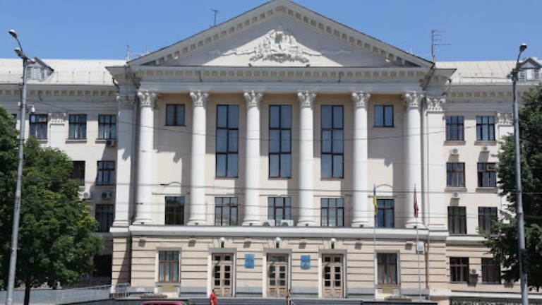 Сколько денег выделят на дороги, парки, образование и медицину: в Запорожье приняли бюджет на 2022 год