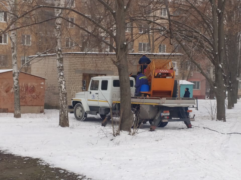 Завтра абонентам в четырех районах Запорожья отключат свет: начнут с 9 утра  (АДРЕСА)