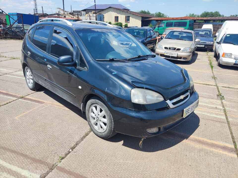 У Запоріжжі з аукціона продають компактвен Chevrolet: заявки подали вже 12 бажаючих (ФОТО)