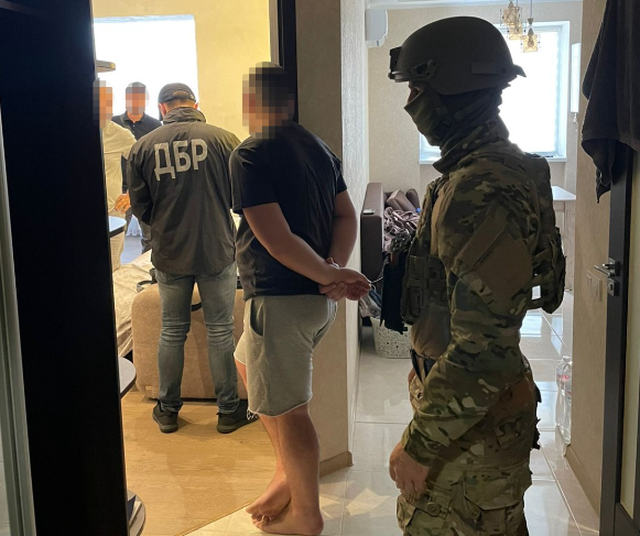 У Запоріжжі провели обшуки в мерії та військовій адміністрації: припинено масштабну корупційну схему чиновників (ФОТО)