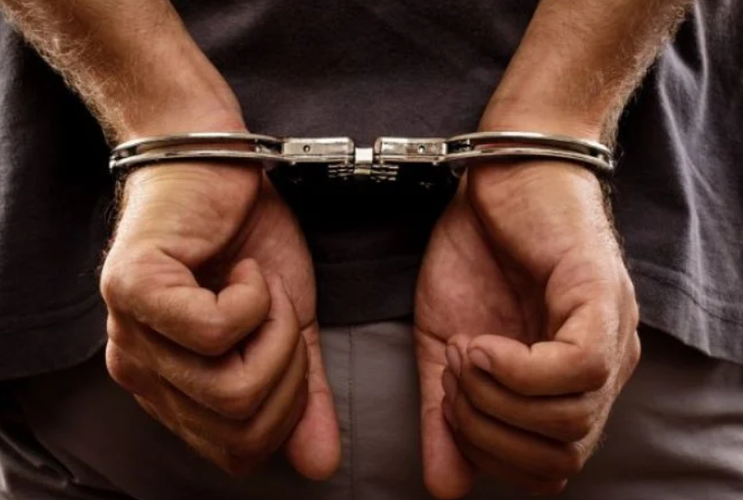 У Запоріжжі нелегальні «продавці зброї» погрозами виманювали гроші у покупців