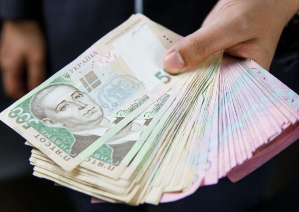 Соціальні виплати 2024: хто отримає більше в новому році