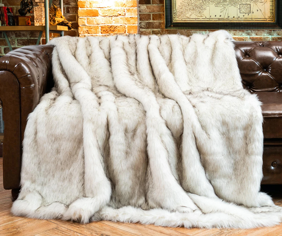 Уход за меховыми пледами