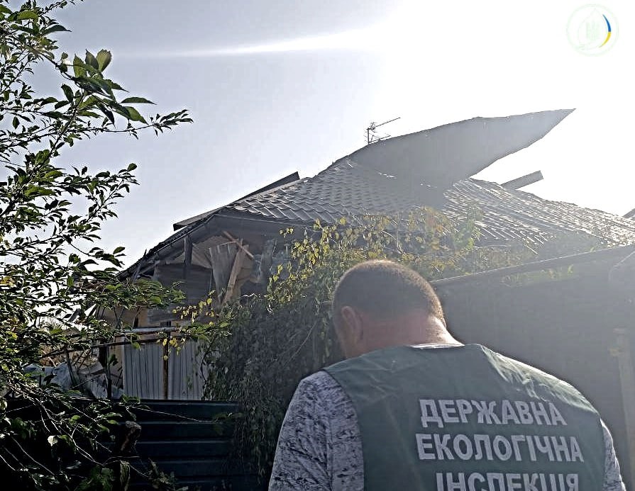 Вирва розміром з кімнату: екологи розповіли про наслідки обстрілу Запоріжжя 1 жовтня