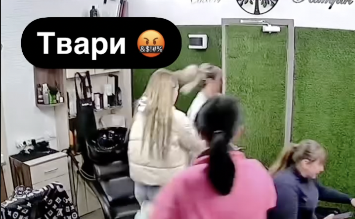 Звук вибуху потрапив на камеру у салоні краси Запоріжжя (ВІДЕО)
