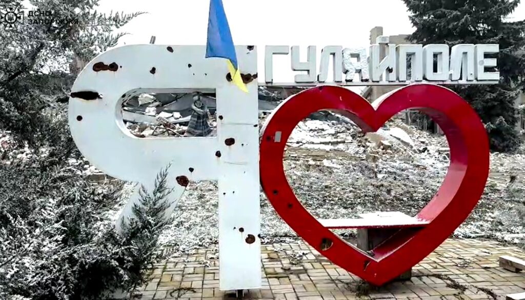 «Немає цілих вікон»: як виживають жителі прифронтового Гуляйполя (ВІДЕО)