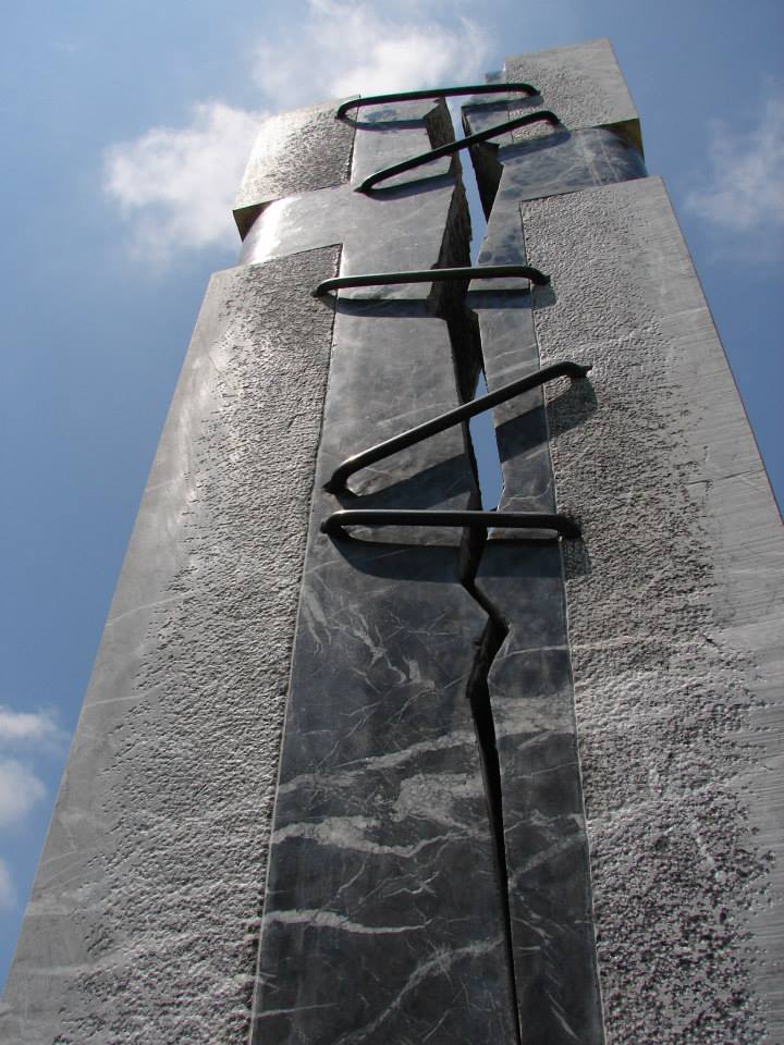 945674_369582693167623_862889355_n